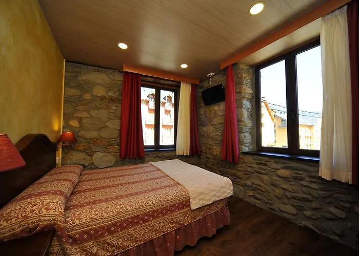 招待所 Vall D'aneu By Arcas & Sambola 3*