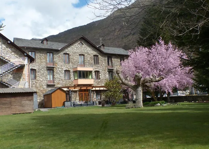 Vall D'aneu By Arcas & Sambola