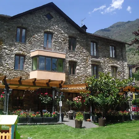 Vall D'aneu By Arcas & Sambola