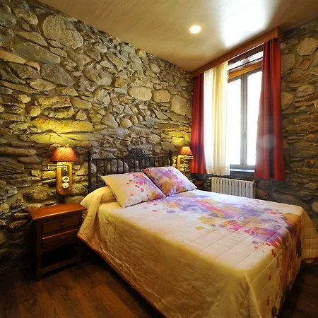 Pensjonat Vall D'aneu By Arcas & Sambola