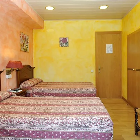 Vall D'aneu By Arcas & Sambola Pensión