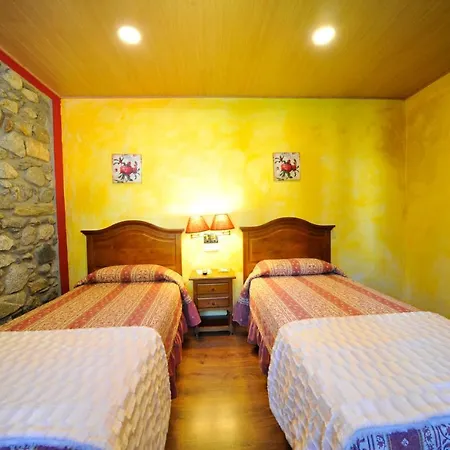 Vall D'aneu By Arcas & Sambola Pensjonat